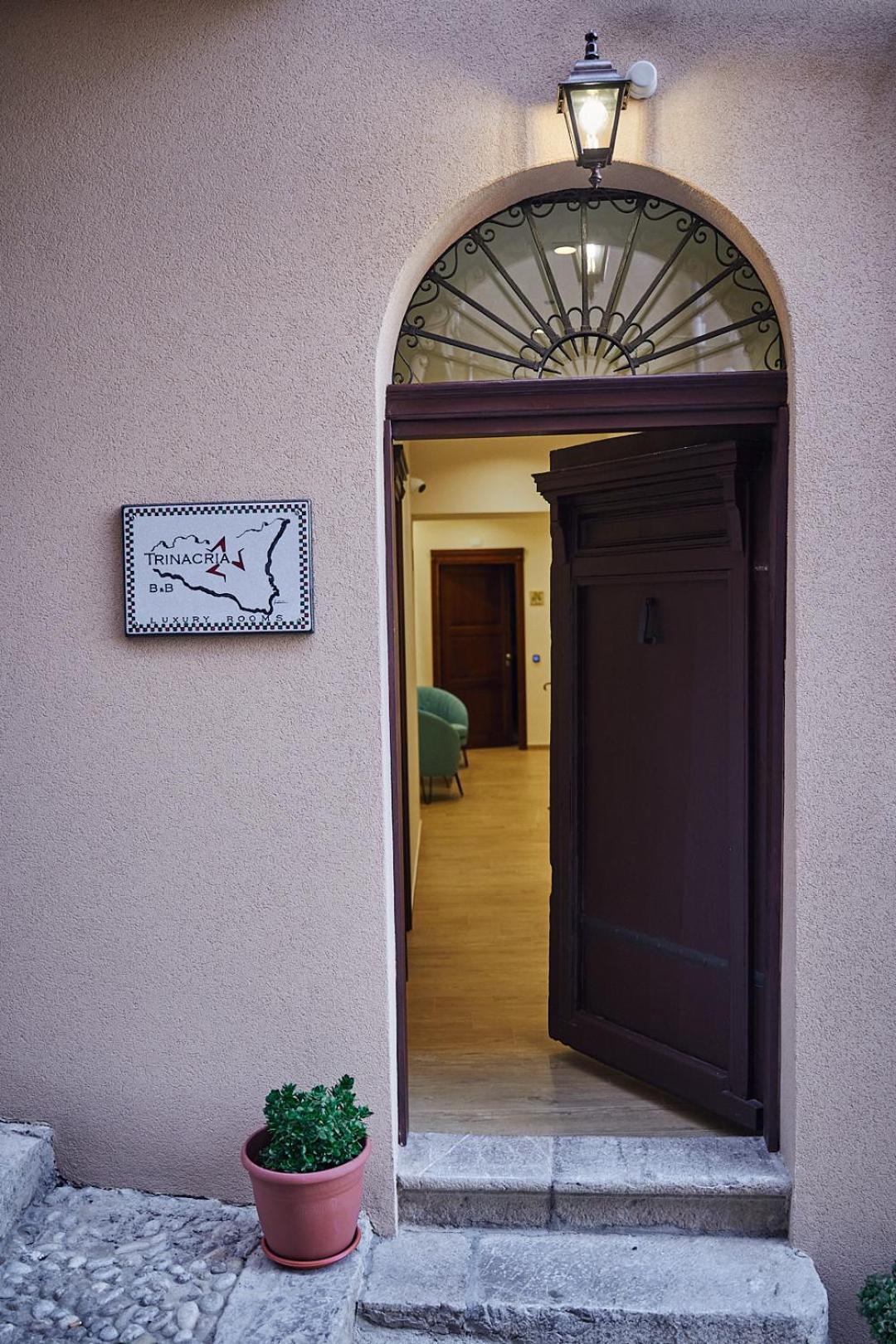 Trinacria Caccamo - Luxury Rooms Exterior foto